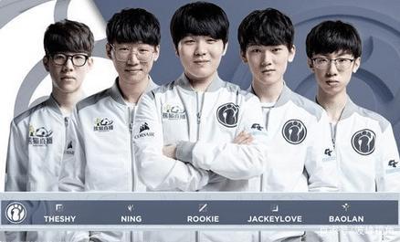 的领导下 的领导下