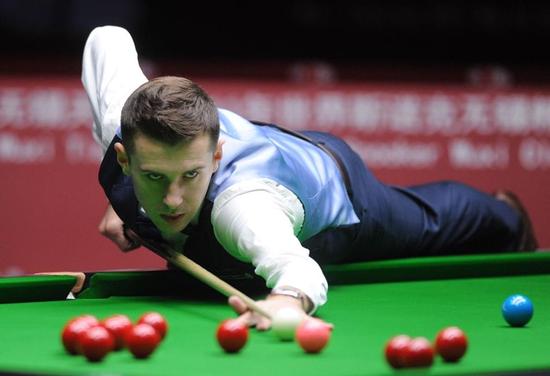 地减少了球 地减少了球