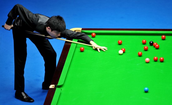 它背后有着 它背后有着