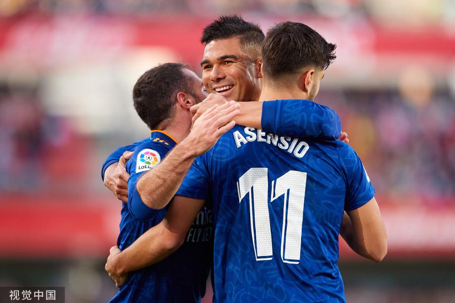 解析“百家乐中的随机性与必然性”：一场关于数学之美的残酷实验。（从随机到必然：百家乐里的数学之美与残酷实验）