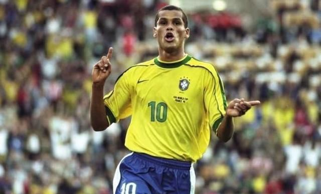 典游戏的底 典游戏的底